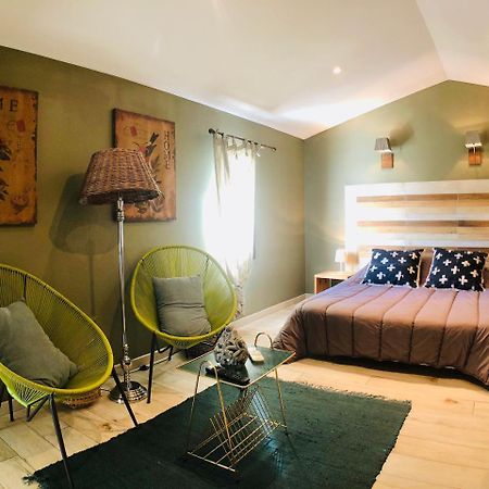 Bed and Breakfast Mas Guiraud, Le Coquet Beaucaire  Esterno foto