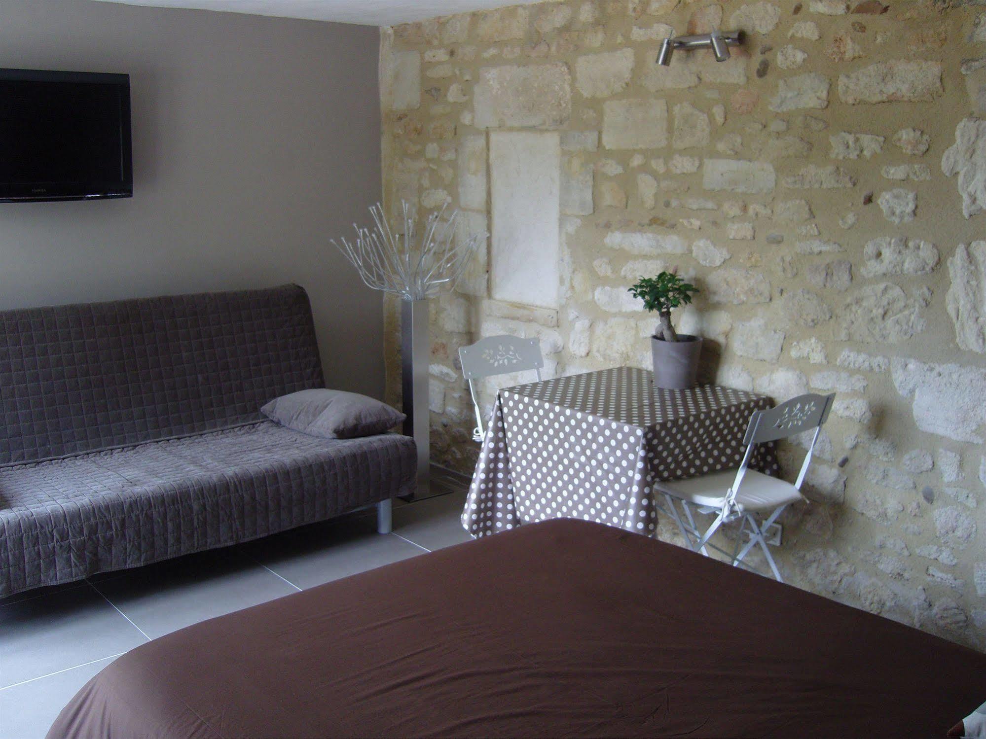 Bed and Breakfast Mas Guiraud, Le Coquet Beaucaire  Esterno foto