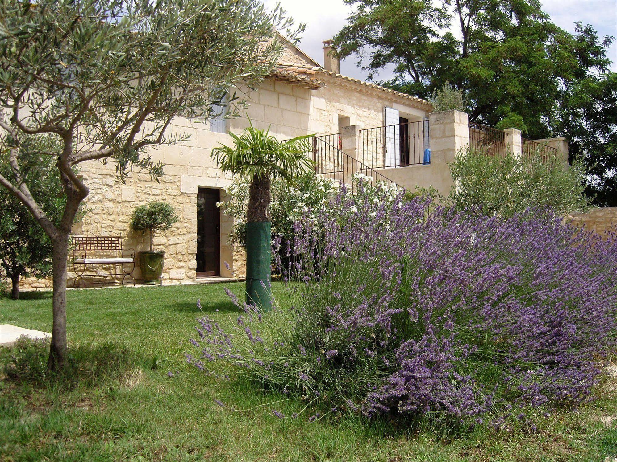 Bed and Breakfast Mas Guiraud, Le Coquet Beaucaire  Esterno foto