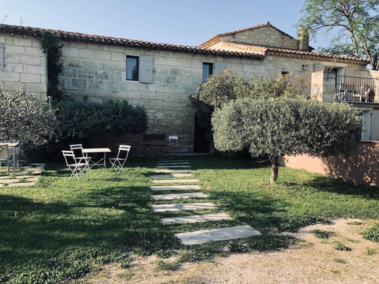 Bed and Breakfast Mas Guiraud, Le Coquet Beaucaire  Esterno foto