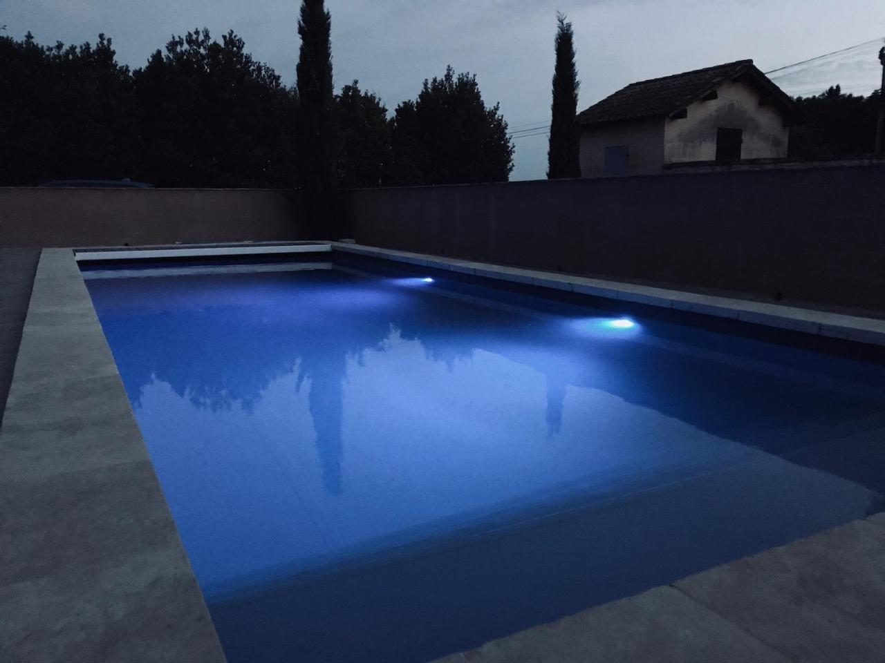 Bed and Breakfast Mas Guiraud, Le Coquet Beaucaire  Esterno foto