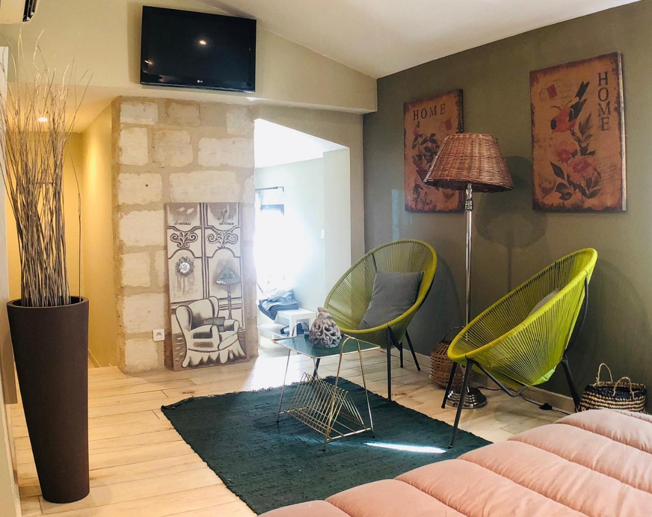 Bed and Breakfast Mas Guiraud, Le Coquet Beaucaire  Esterno foto