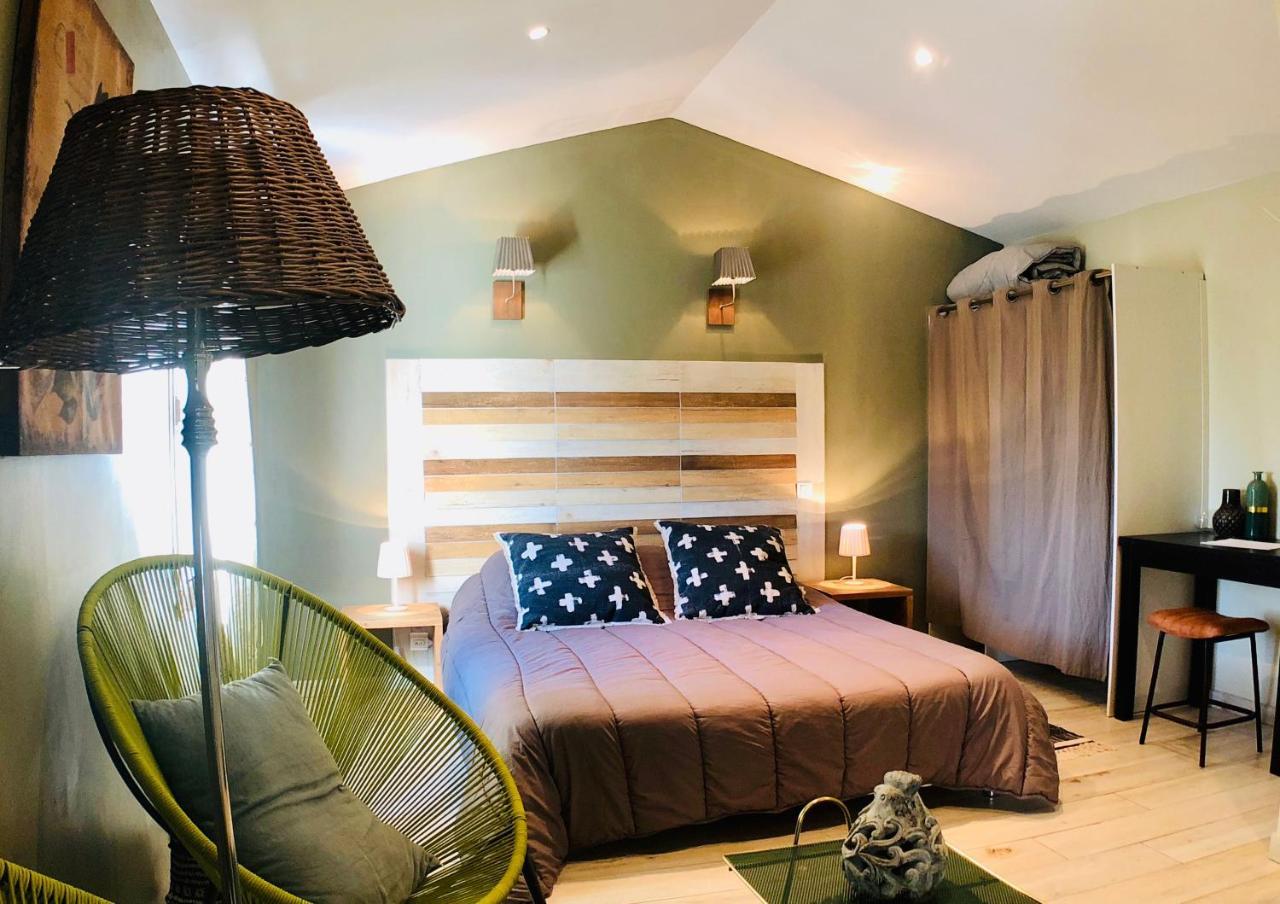 Bed and Breakfast Mas Guiraud, Le Coquet Beaucaire  Esterno foto