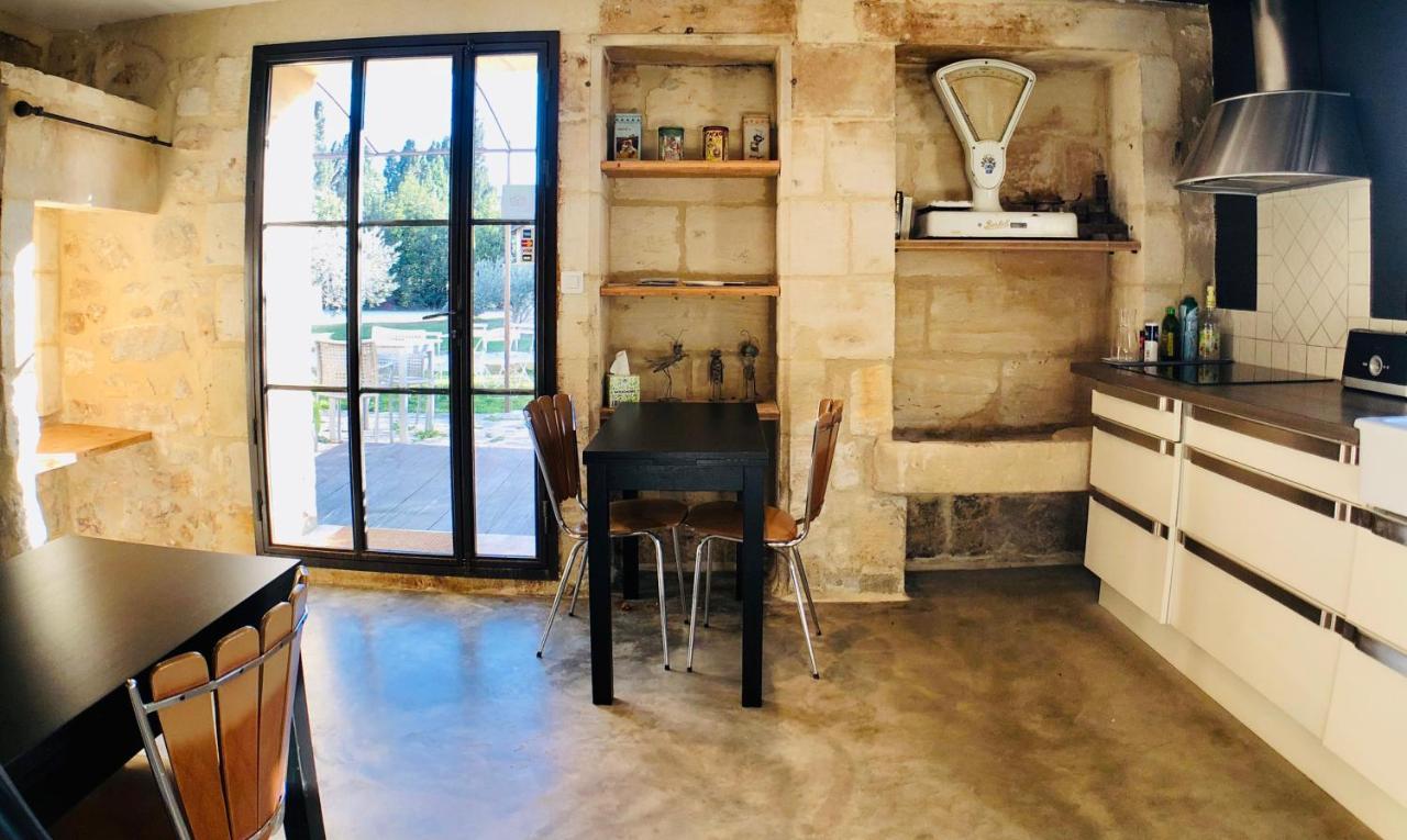 Bed and Breakfast Mas Guiraud, Le Coquet Beaucaire  Esterno foto
