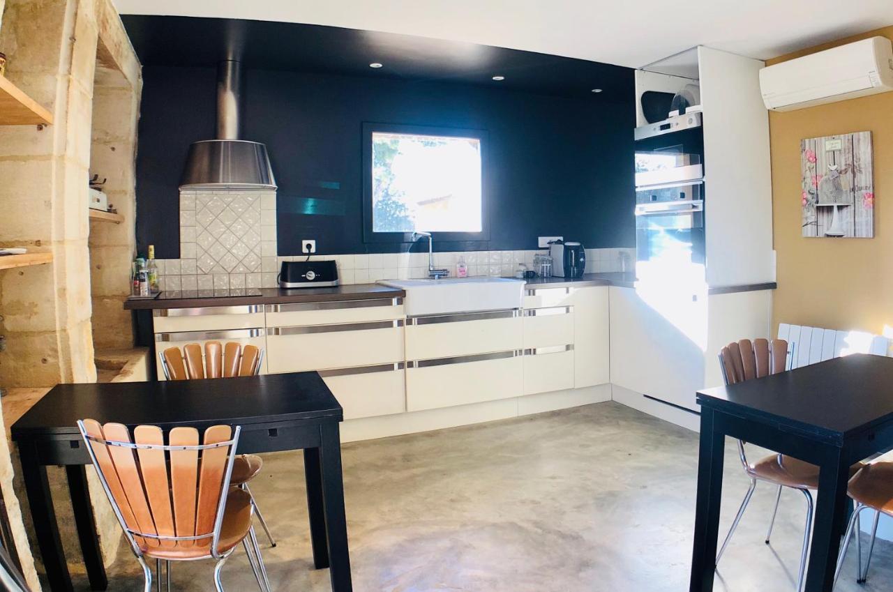 Bed and Breakfast Mas Guiraud, Le Coquet Beaucaire  Esterno foto